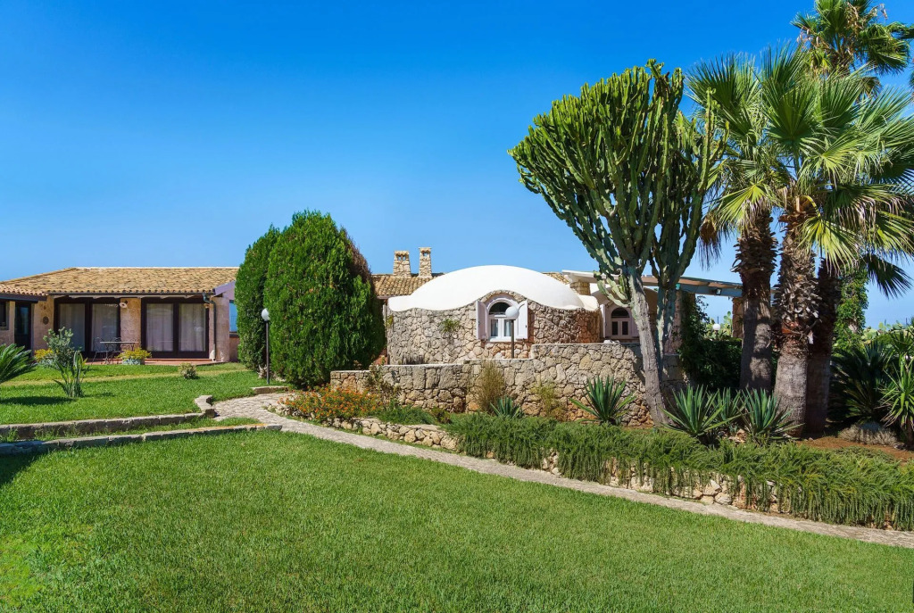 Villa del Mito