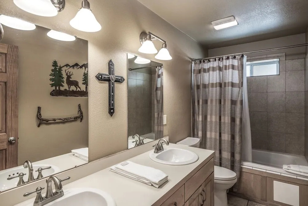 Double Elk Lodge by Ruidoso Vacation Rentals