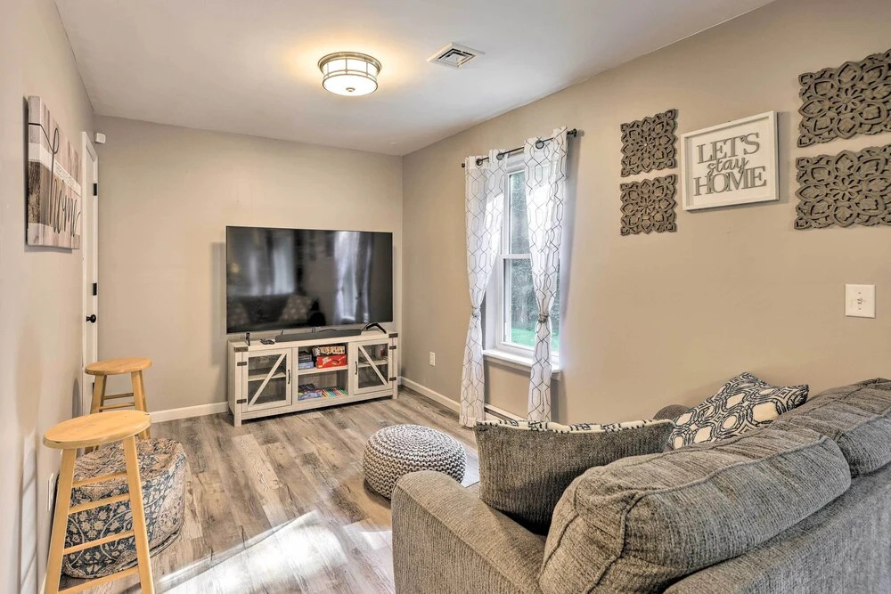 Near Tobyhanna State Park: Home w/ Hot Tub!