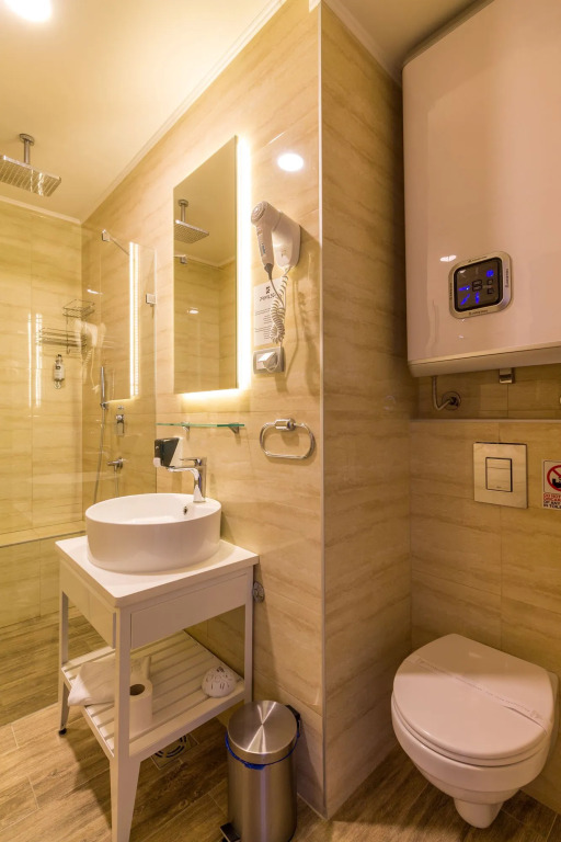 Privilege Rooms by Central Park