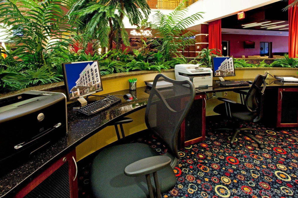 Holiday Inn & Suites Stockbridge Atlanta I-75 by IHG
