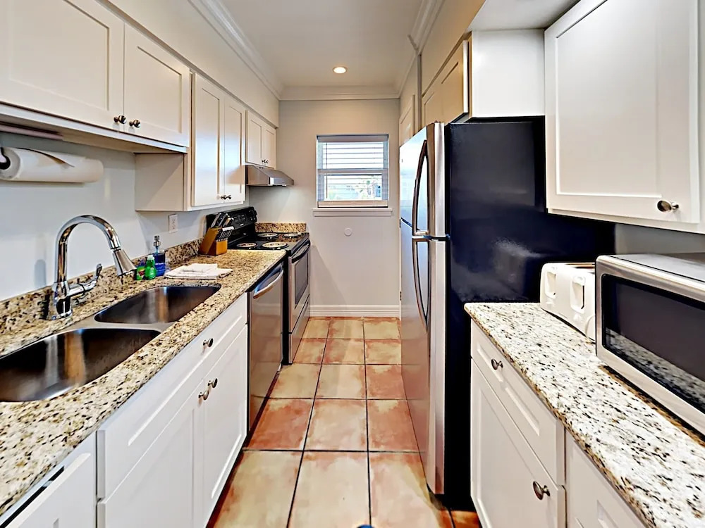 R & R Island Time @ SIV - 2 Br Condo