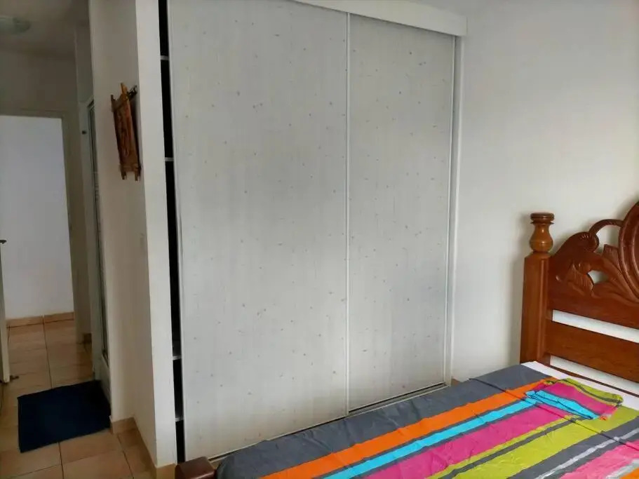 Bel appartement avec piscine, face à la mer