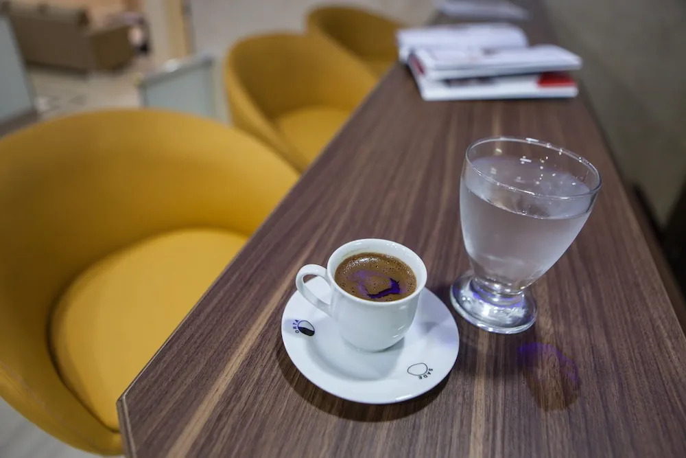 Lal Hotel