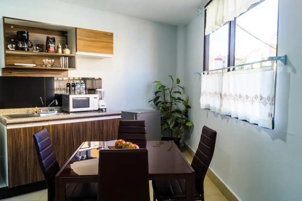 CAPITAL O Lowe Suites