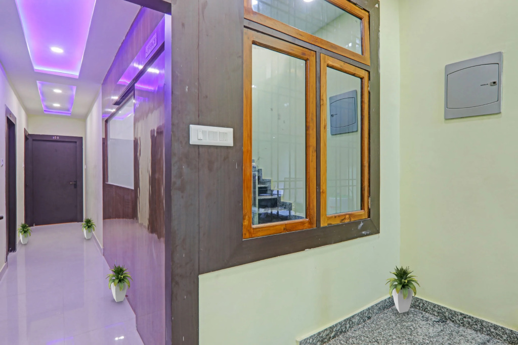 Super Hotel O Shiva Palace