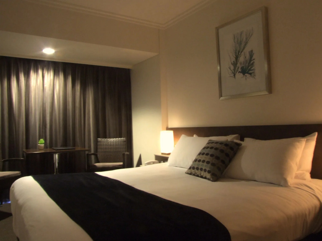 Nightcap at Hotel Victor