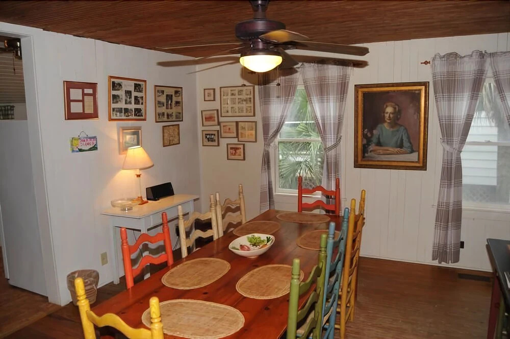Otis Beach - 5 Br Home