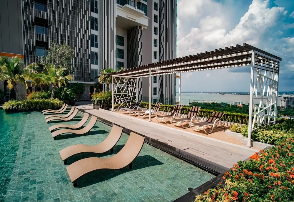 Riviera Studio Sea View 1516 by Pattaya Holiday
