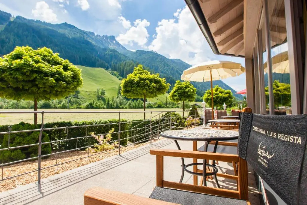 Hotel & Appartements Alpenresidenz Viktoria inklusive Sommer Stubai Super Card