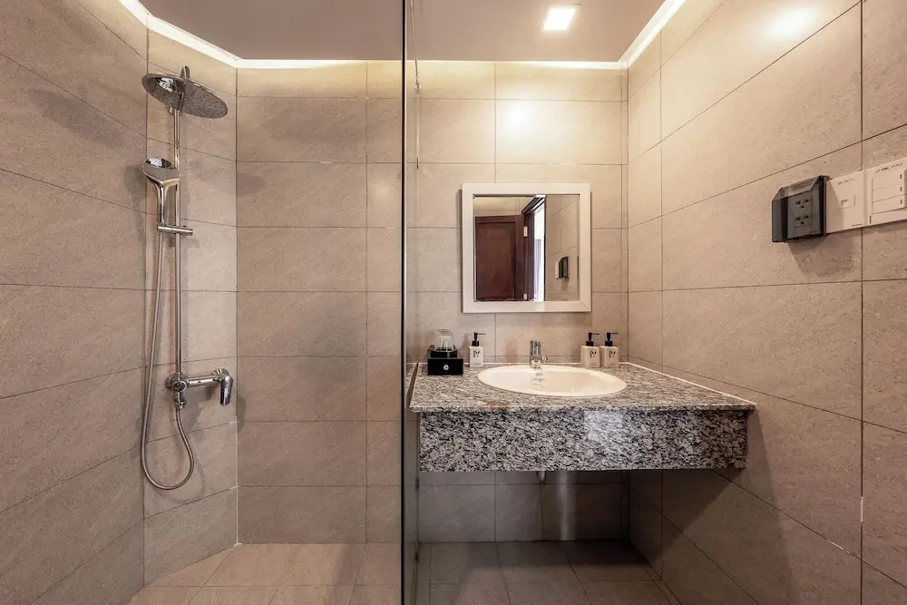 SAZI Parlia Hotel