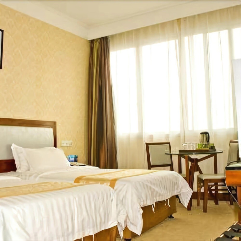 Hawaii Grand Hotel