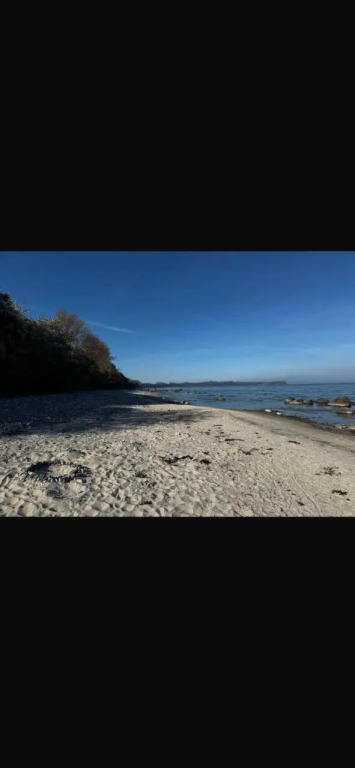 Frisch renoviertes FH Südblick am Meer in Breege, Meerblick von allen drei Etagen, Terrasse, Balkon, Sauna und Parkplatz