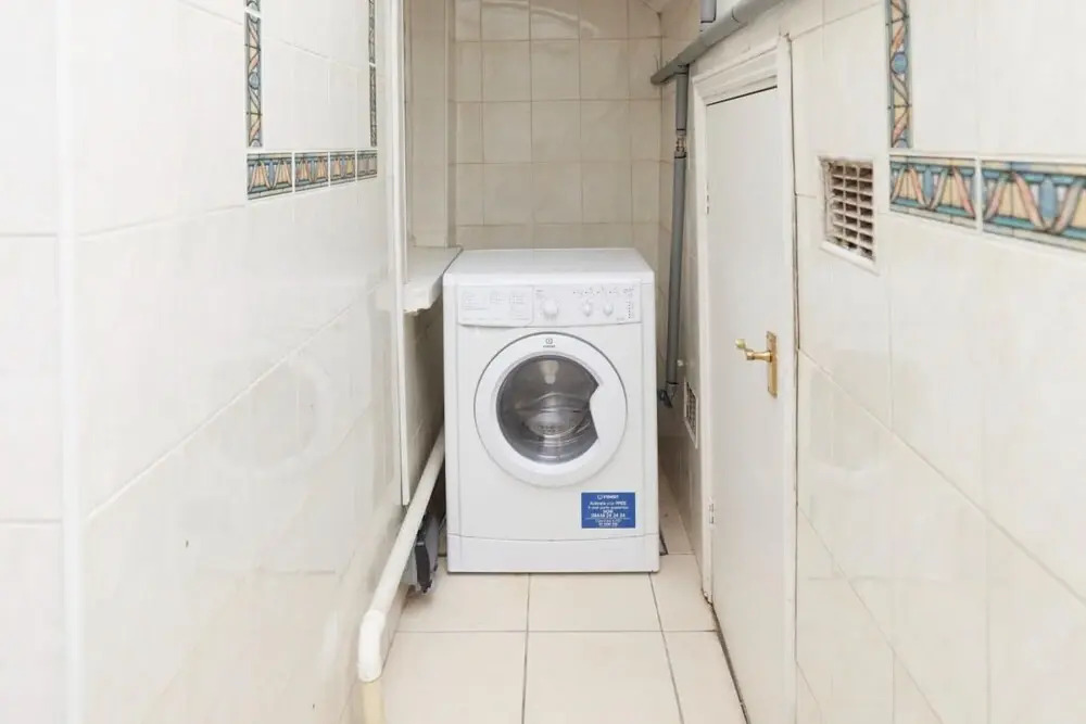 The Myddelton Square Garden Den - Tempting 2bdr Flat With Garden