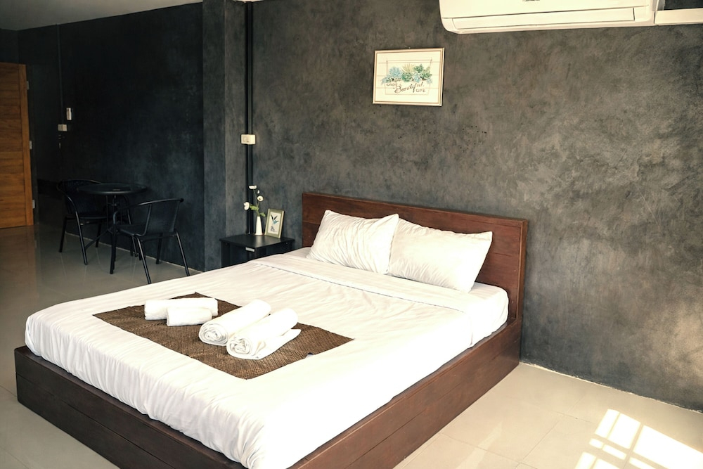 B&T Hostel