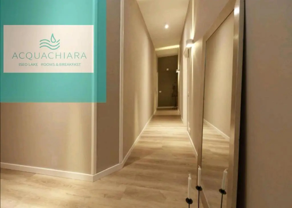 ACQUACHIARA ISEO CENTER BED AND BREAKFAST villa with PARKING inside Foresteria