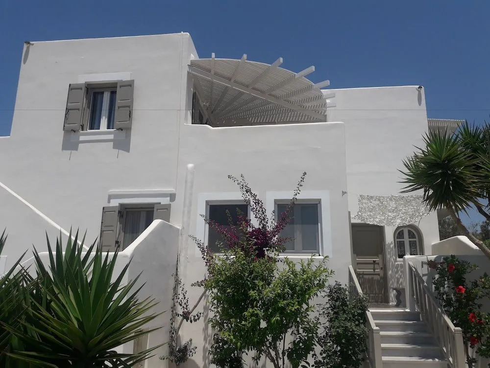 Villa Faros small hotel and restaurant