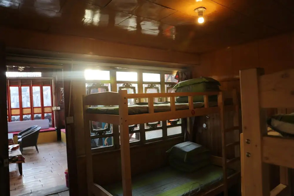 Sushe self-service Inn