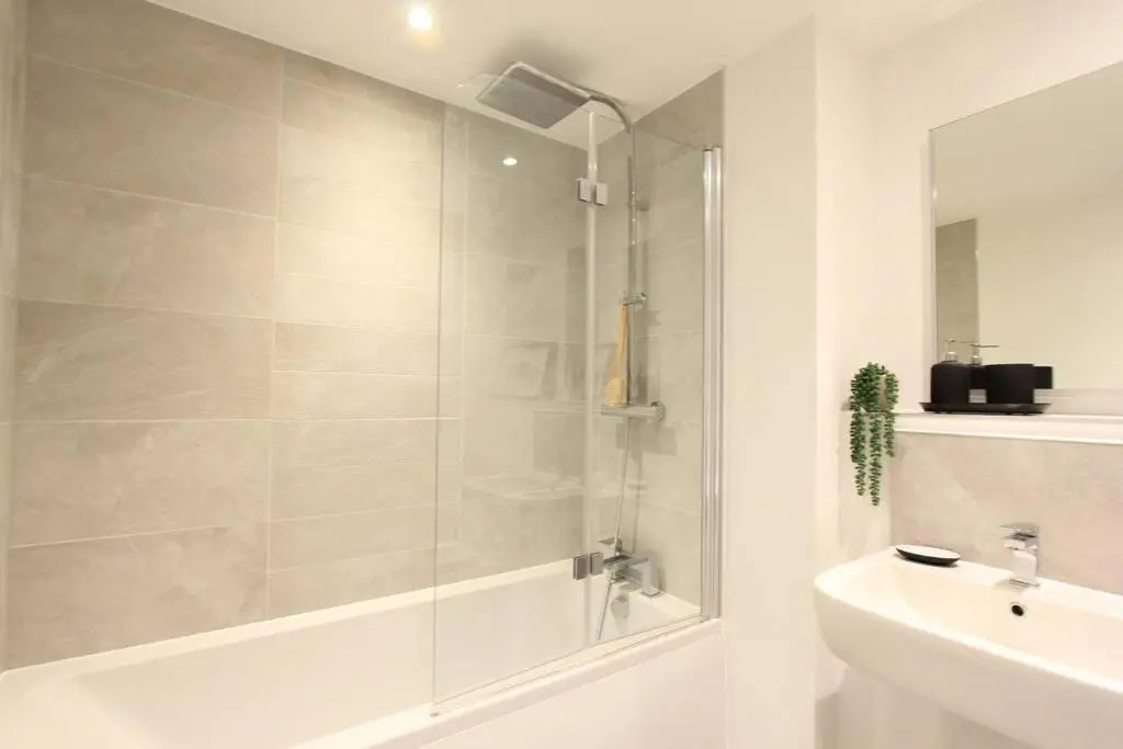Cabot Mews Apartment 2