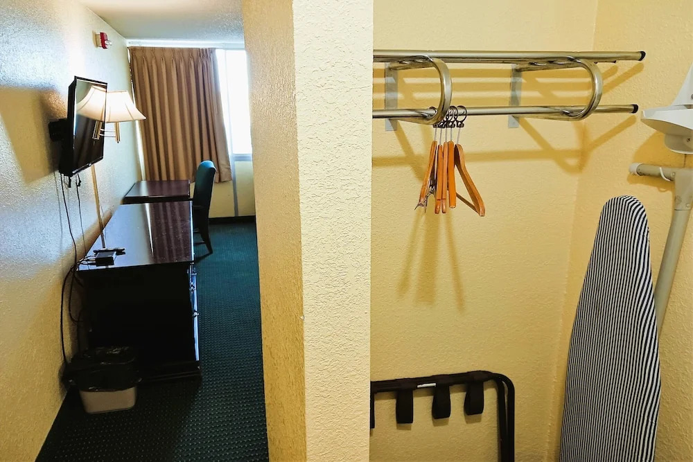 USA Inn Junction City Near Fort Riley