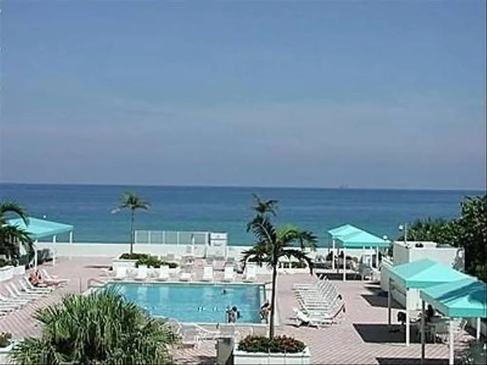 Le Sea Air 812 - Condo 2 People, Hollywood