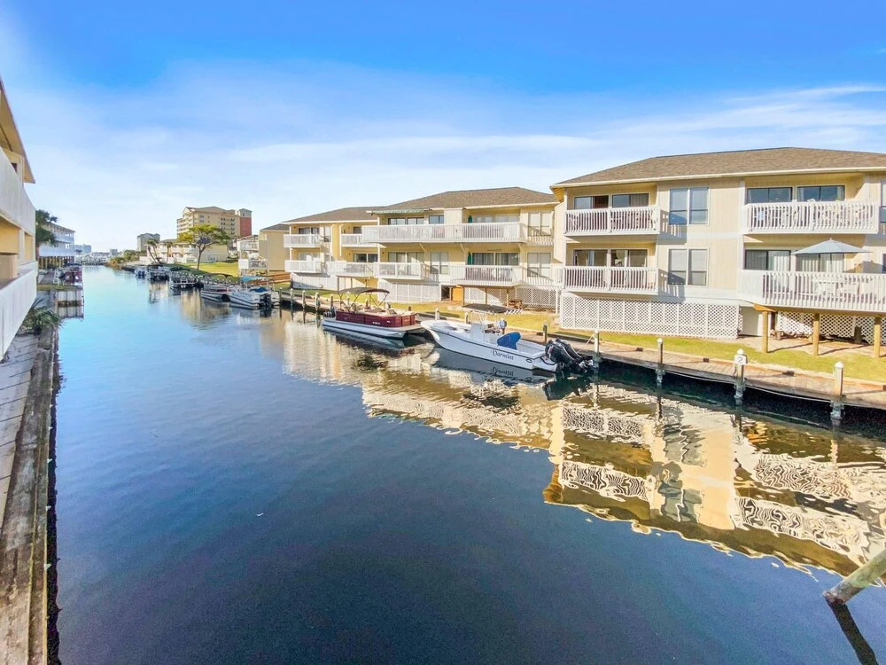 Sandpiper Cove #9215 by Destin Getaways