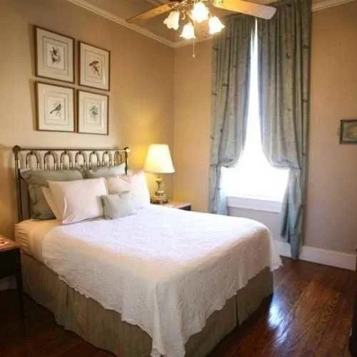 Ant Street Inn