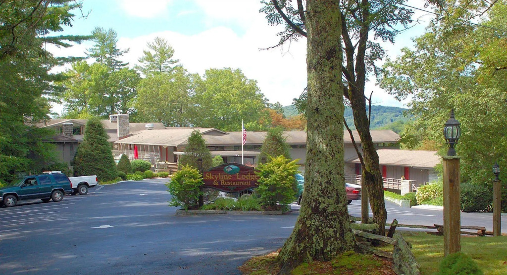 Skyline Lodge