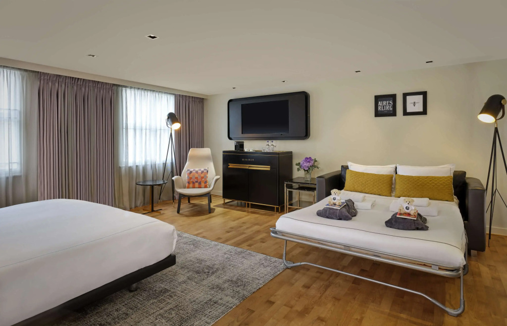Holmes Hotel London