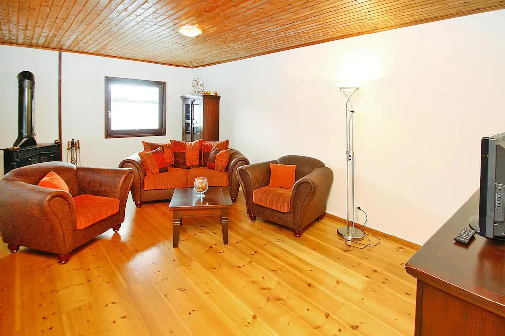 Holiday home in Clausthal-Zellerfeld with garden furniture