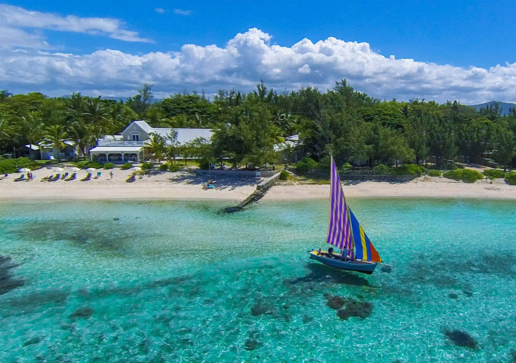Astroea Beach Hotel