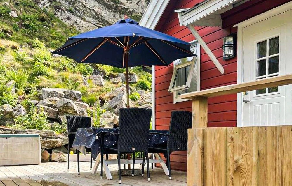 Nice Home in Farsund With 3 Bedrooms and Internet
