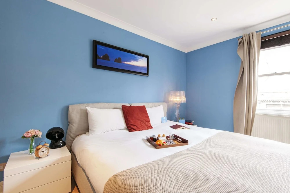 The Modern Gloucester Road Gem - FVE