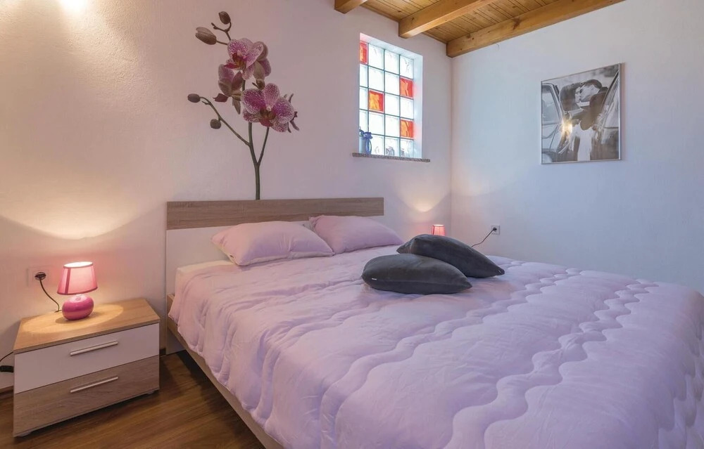 One-Bedroom Holiday Home In Hreljici