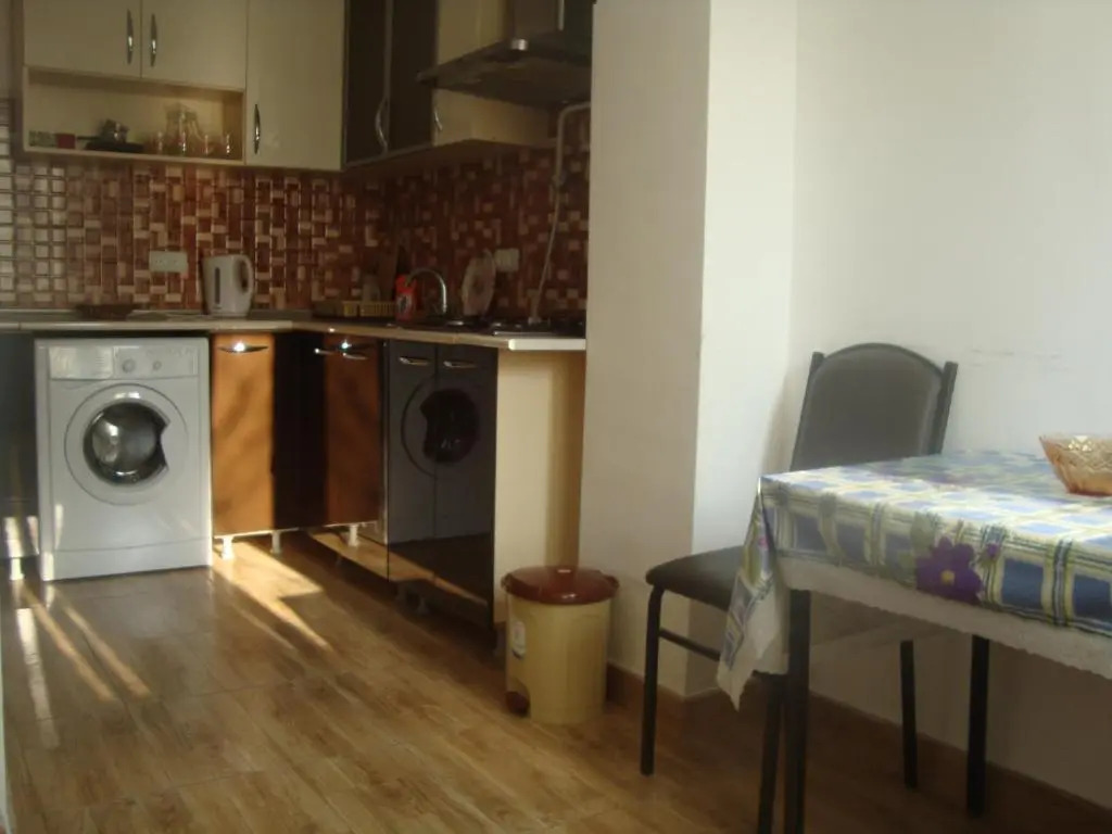 Apartments Azatutyan Avenue 19