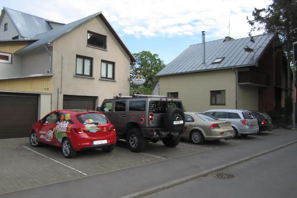 Pärna Guesthouse & Apartments