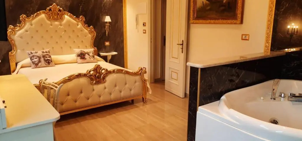 Mare Nostrum luxury suite