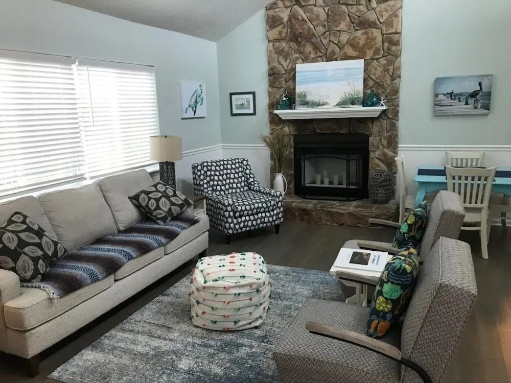 Floridays Vacation Home with Pool near to beach by RedAwning