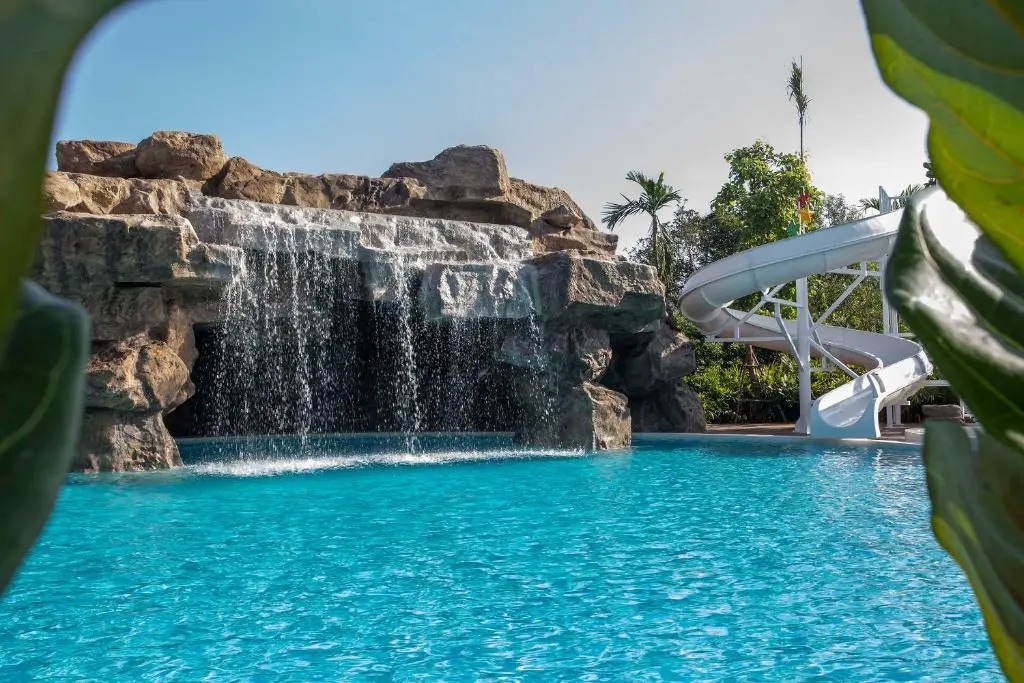 Phukalini Luxury Pool Villa & Onsen