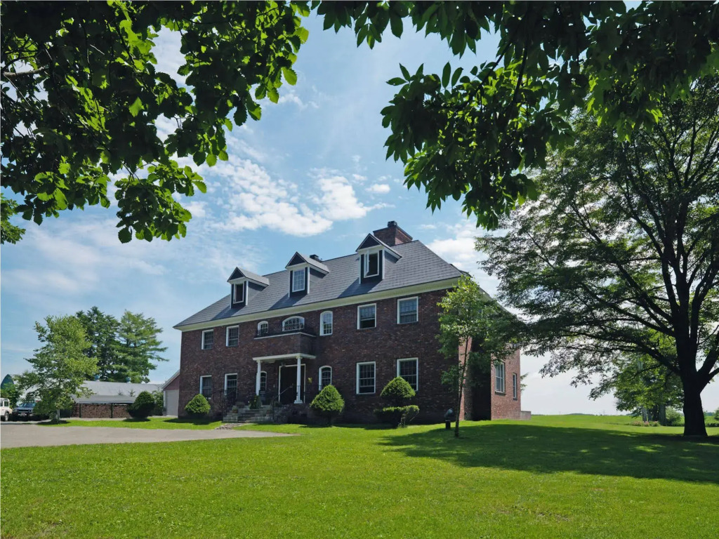 Hazel Grouse Manor