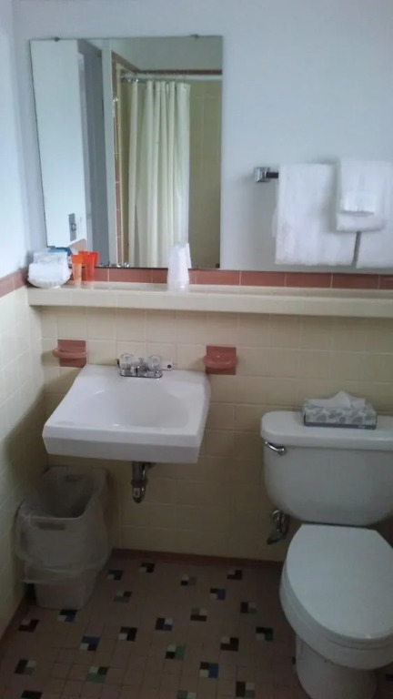 Exit 41Travel Inn