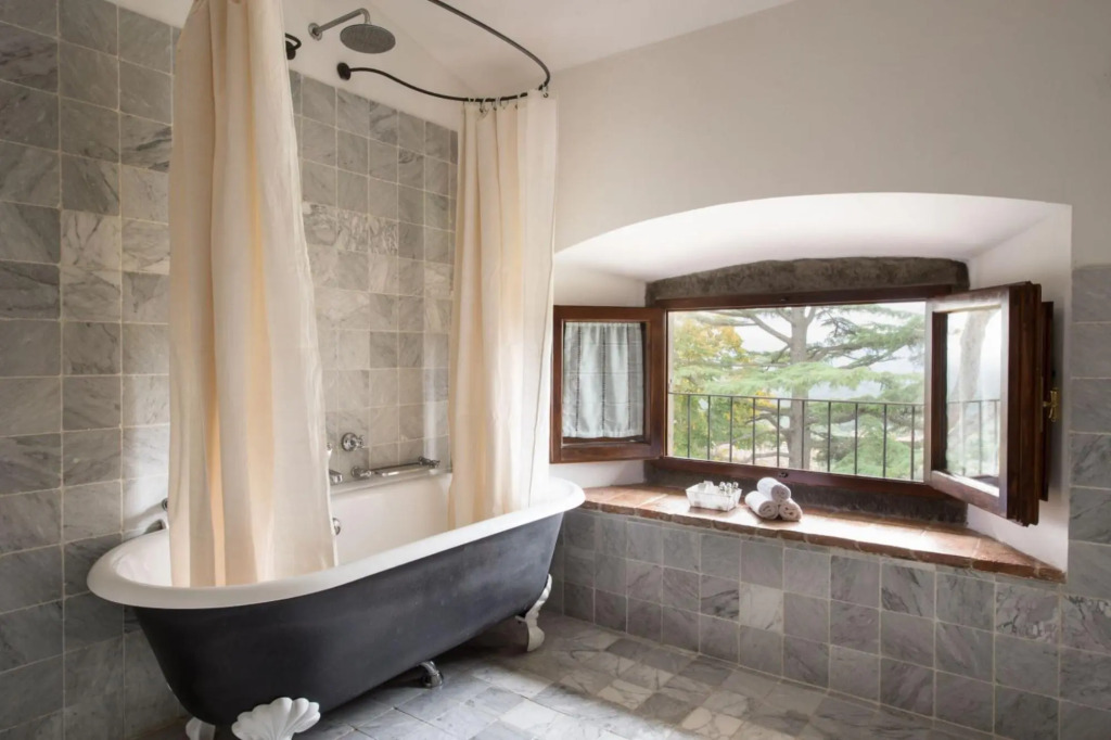 Beautiful historic villa in the Chianti region for exclusive use-VILLA BEL MONTE