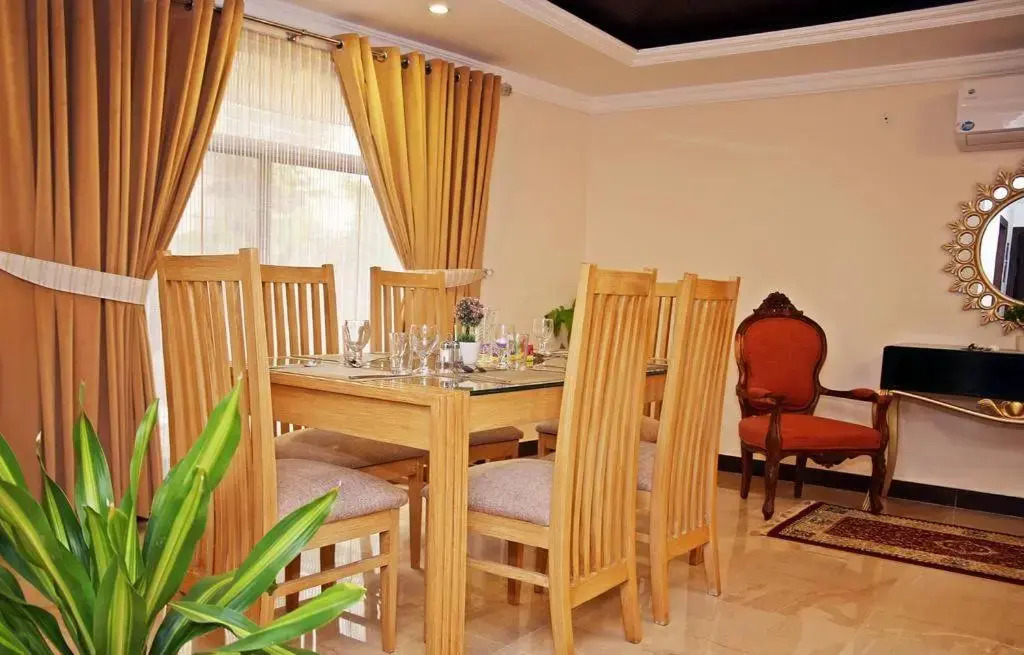 Luxury 3 Bedrooms Apartment
