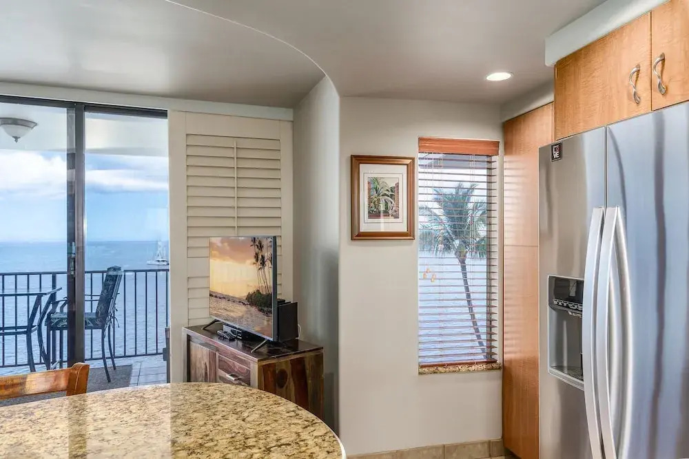 Kihei Beach 606 - Direct Ocean Front, Breathtaking Top Floor Views, Central AC!