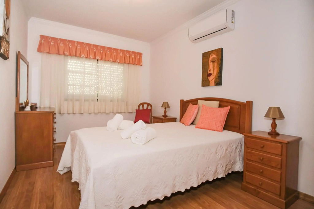 Apartamento T2 em condomínio fechado.