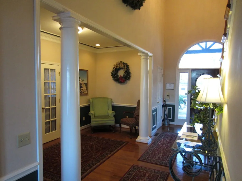 The Garden Inn Bed & Breakfast at Bee Rock