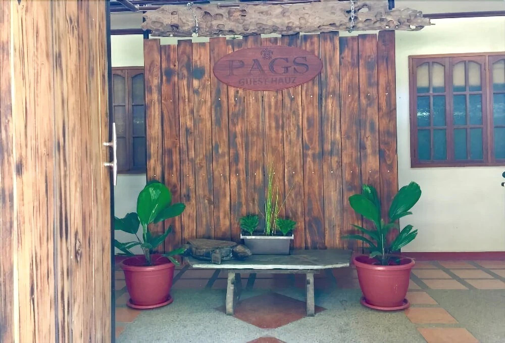 Pags Guest Hauz