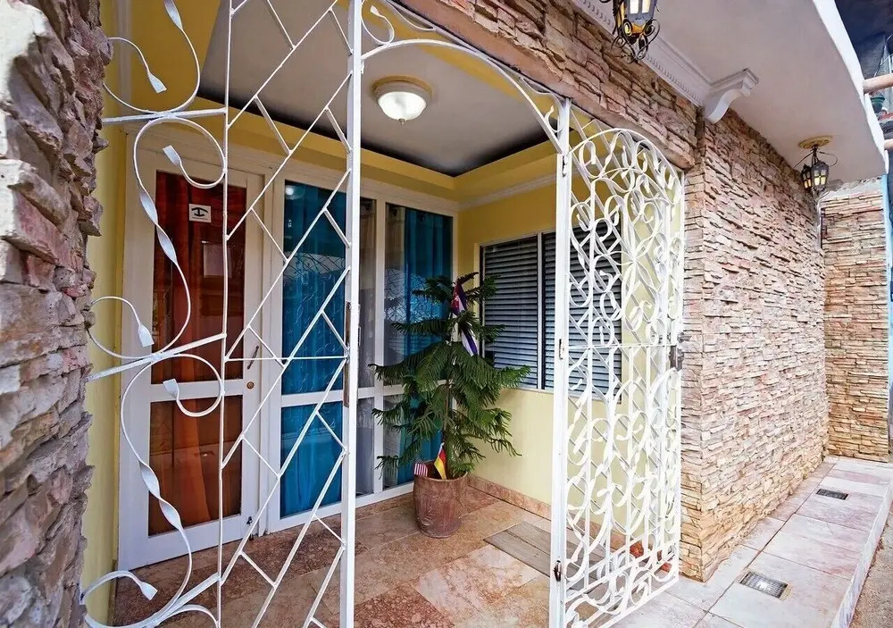 Jardin Benjamin TRINIDAD