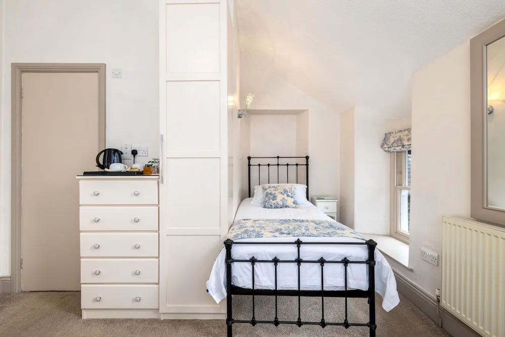 2 Cambridge Villas B & B
