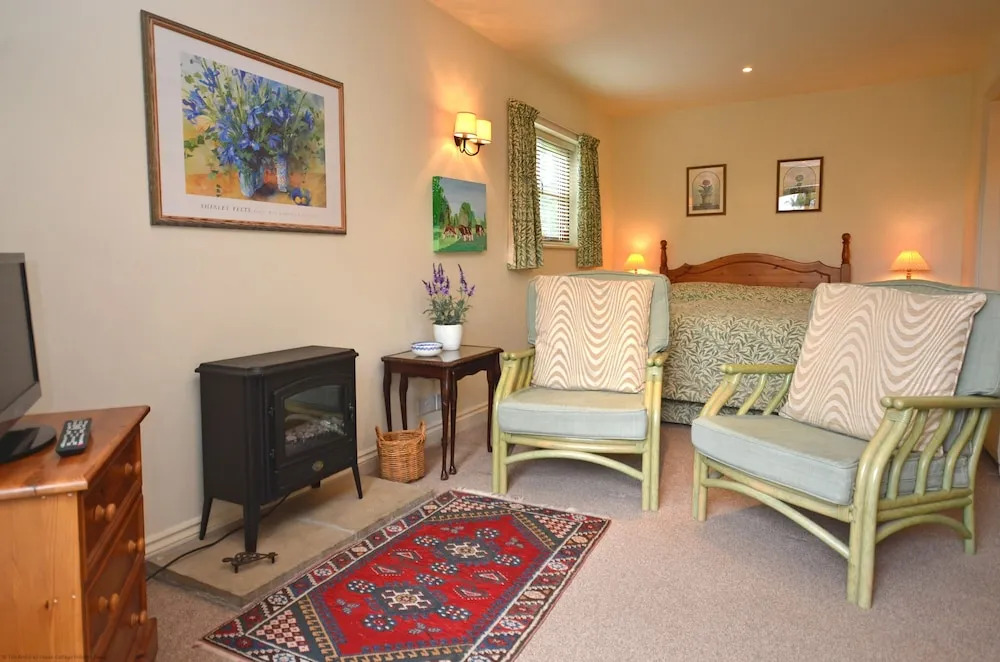 Honeysuckle Studio